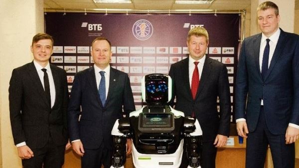 Российский баскетбольный клуб первым в мире нанял робота-тренера