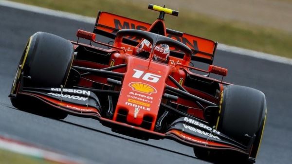 Шарль Леклер удивлен отставанию Ferrari от Mercedes